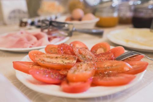 ゲストハウスの敷地内または近くでの食事または食べ物