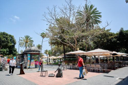 Urban Flat in Santa Catalina - 4 min walk to beach