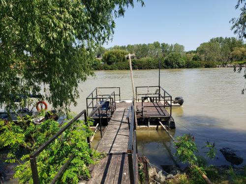 Gallery image of Lotca_lu_Vasile in Crisan