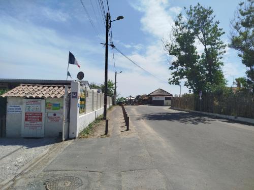 Η γειτονιά γύρω από ή μία γειτονιά κοντά σε αυτό το κάμπινγκ