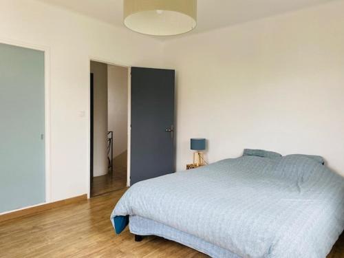 Photo de la galerie de l'établissement Maison avec Jardin Wifi Barbecue à 9 minutes Avignon Intramuros, à Avignon