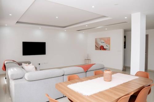 Spacious 3-Bedroom Apt Near Kebra Kanela Beach