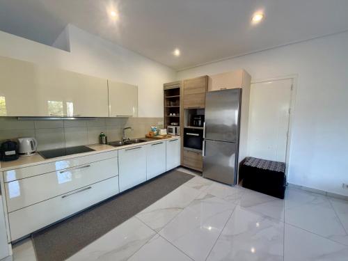 Dapur atau dapur kecil di Villa 56 Luxury apartments