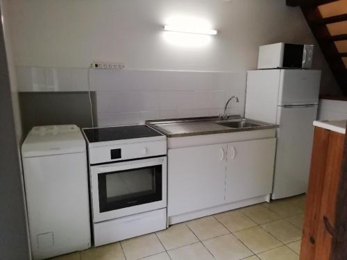 Photo de la galerie de l'établissement Le moulin neuf - les lilas, à Chalandray