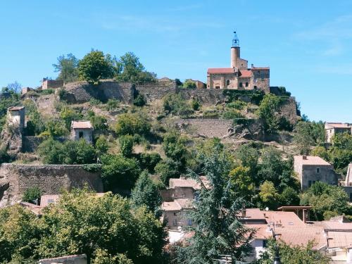 Gîte de la Croix du Bonhomme à Champeix