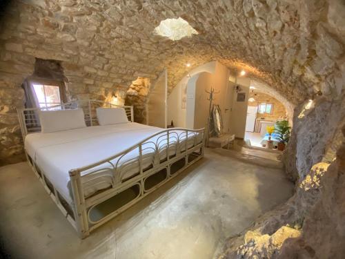 Abou El Joun - Batroun