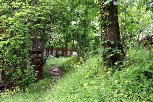 Fotografie z fotogalerie ubytování Ferienwohnung THAYSIA mit 4 Zimmern und Terrasse und Garten v destinaci Starnberg