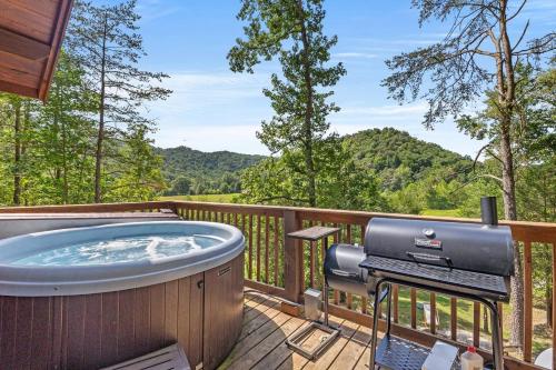 Gallery image of Stargazer - Rooftop Hot Tub Walk To Red River in Stanton