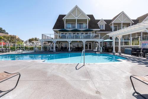 Bazén v ubytování Carlsbad Inn Beach Resort nebo v jeho okolí