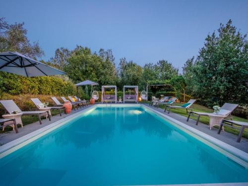 Πισίνα στο ή κοντά στο Apartment in Tuscany with Scenic Pool Views