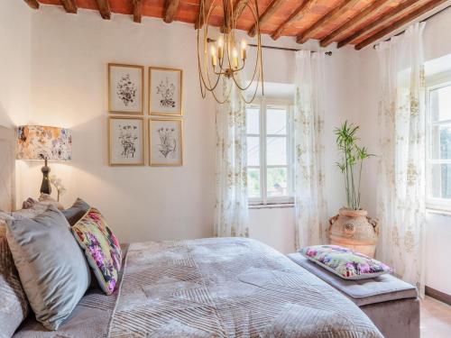 Katil atau katil-katil dalam bilik di Villa in Tuscany with Private Pool & Hill Views