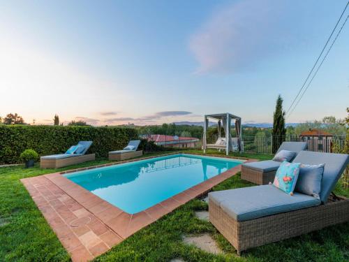 Kolam renang di atau dekat dengan Villa in Tuscany with Private Pool & Hill Views