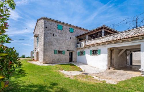 Nice Home In Pazin With Wifi