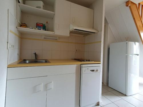 Photo de la galerie de l'établissement Maisonnet à deux pas des commerces et 400m de la plage, La Faute-sur-Mer - FR-1-476-129, à La Faute-sur-Mer