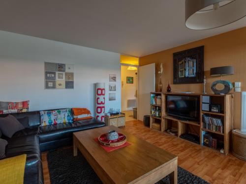 Photo de la galerie de l'établissement T3 cosy à Biscarrosse Plage, proche océan, terrasse, parking, WIFI - FR-1-319-509, à Biscarrosse