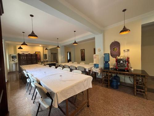 Kuchyň nebo kuchyňský kout v ubytování Sri Aurobindo Yoga Mandir