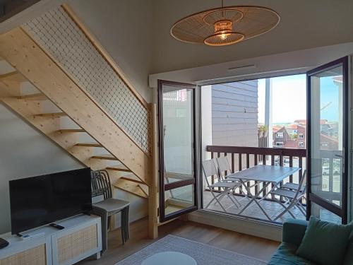 Seignosse : Appartement rénové à pied des plages avec climatisation - FR-1-239-1126