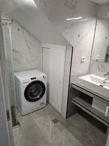 Luxury Residence by DG Collection