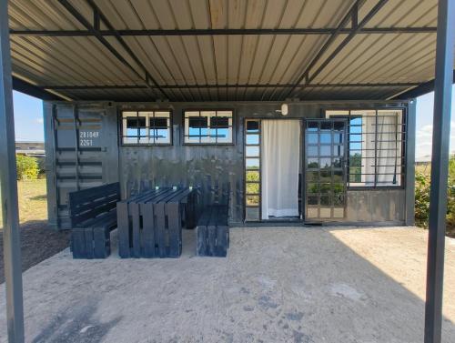 Ảnh trong thư viện ảnh của Grey Hound ở Gatunga