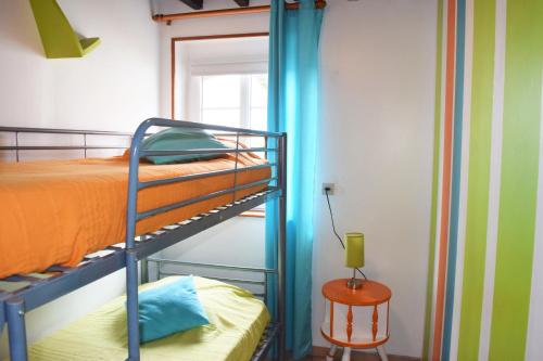 Двуетажно легло или двуетажни легла в стая в Ferme du lin : Angelin