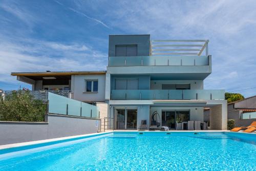 Villa Claudia in Pula - Haus für 8 Personen