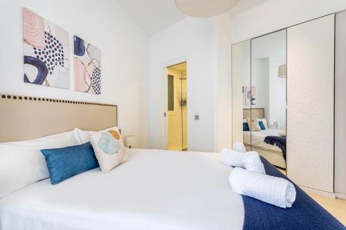R&C APARTMENTS CLOSE to CENTER