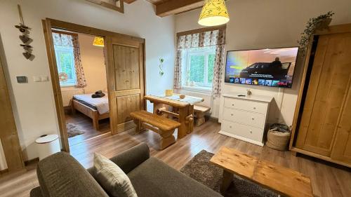 Mountain Peak Apartment