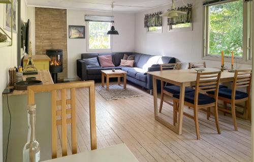 Χώρος καθιστικού στο 3 Bedroom Cozy Home In Vig