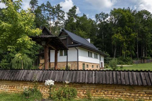 Całoroczny ośrodek domków Krasno w Krasnobrodzie