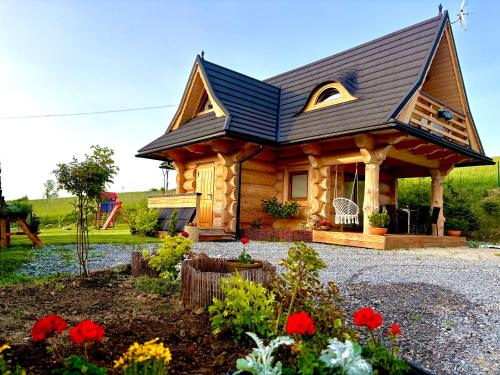 Malowany Domek w Górach