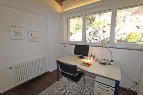 Gambar di galeri bagi Casa Serena, 4-Zimmerwohnung by HolAp SA di Brione sopra Minusio
