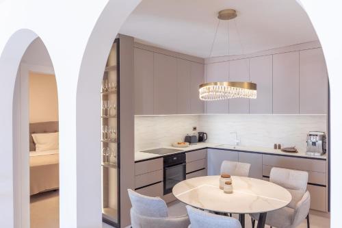 Χώρος καθιστικού στο Unique Mediterranean 4 Star Apartment with Spa zone