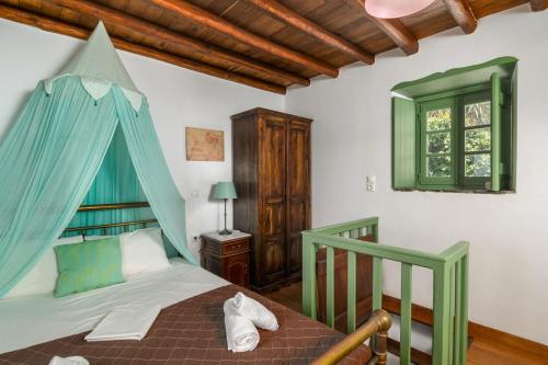 Traditional Village Loft, Plaka Milos