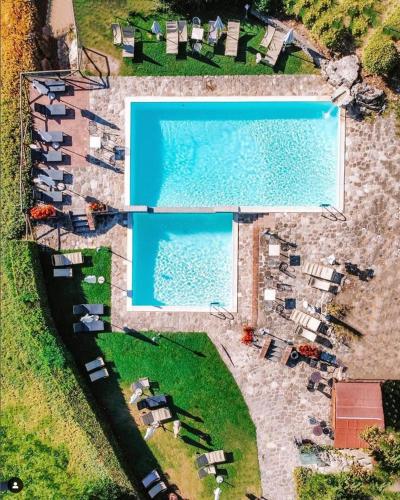 Hotel Le Pozze Di Lecchiの敷地内または近くにあるプール