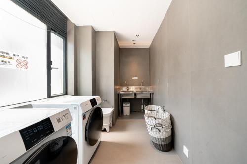 Galeriebild der Unterkunft Dengba Inn - Shanghai Stadium Tianyaoqiao Road Branch in Shanghai