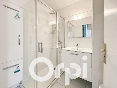 Photo de la galerie de l'établissement Studio Cabine 4 Pers. à Palavas, Terrasse, Parking, Pieds dans l'eau - FR-1-559-33, à Palavas-les-Flots