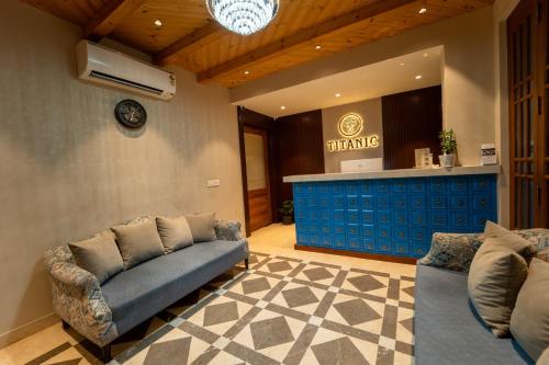 Χώρος καθιστικού στο Titanic Boutique Hotel