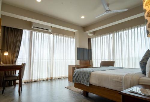 Μια τηλεόραση ή/και κέντρο ψυχαγωγίας στο Titanic Boutique Hotel