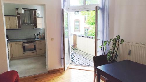 Cuina o zona de cuina de Ferienwohnung Cottbuser City II