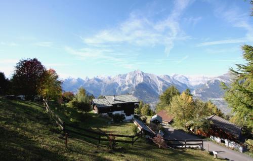 Chalet Rainier