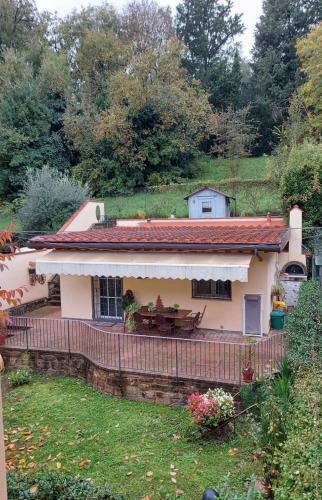 Cottage nel verde e nel silenzio a Firenze-La Serra Sognante