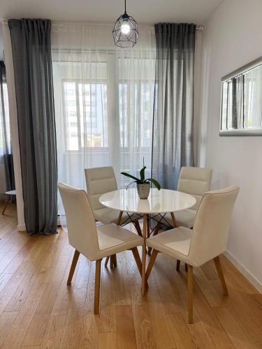 Ocean Apartment