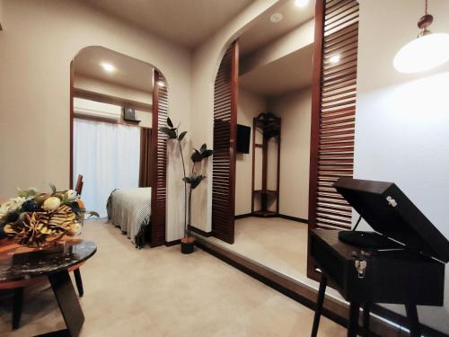B3 东京新宿高田马场温馨两室民宿 Shinjuku T akadanobaba Cozy 2BR Apart ment 步行可达车站 山手线直达涩谷新宿池袋 适合家庭朋友情侣旅行长期入住 Quiet Family St ay in Tokyo