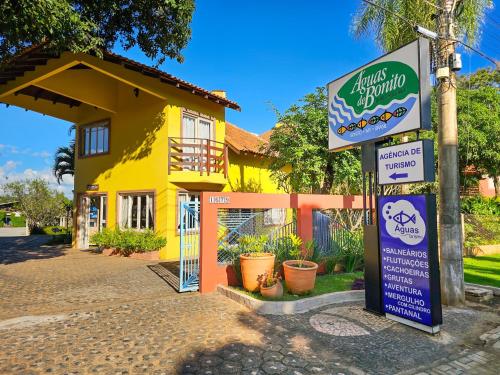 Hotel Pousada Águas de Bonito — Facade/entrance