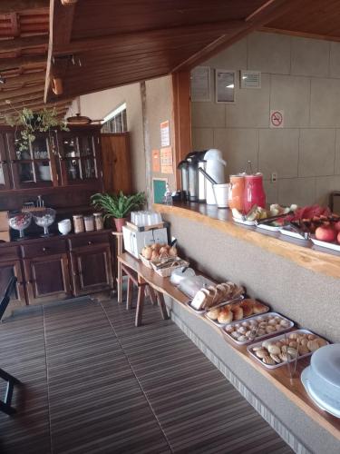 Makanan di atau berdekatan inn ini