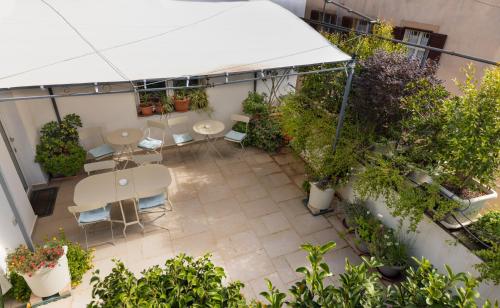 Un jardín fuera de Janna 'e Mare