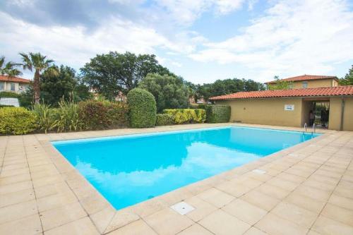 Appartement dans résidence standing piscine, tennis