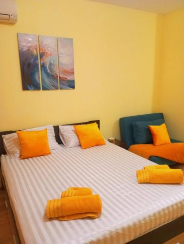 Ένα ή περισσότερα κρεβάτια σε δωμάτιο στο One-room boutique at Sunrise All Suites
