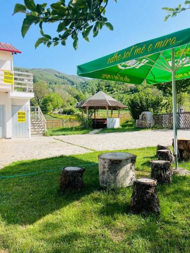 Stani i Metes-Bujtina Sebisht