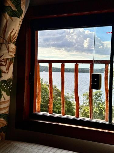 Landskap semula jadi dekat dengan lodge